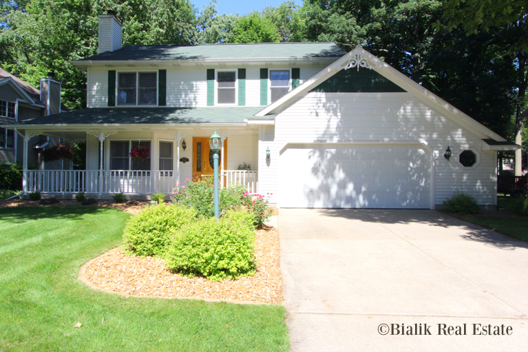 7222 Sable Dr Hudsonville MI 49426