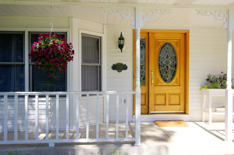 staging your home to sell
