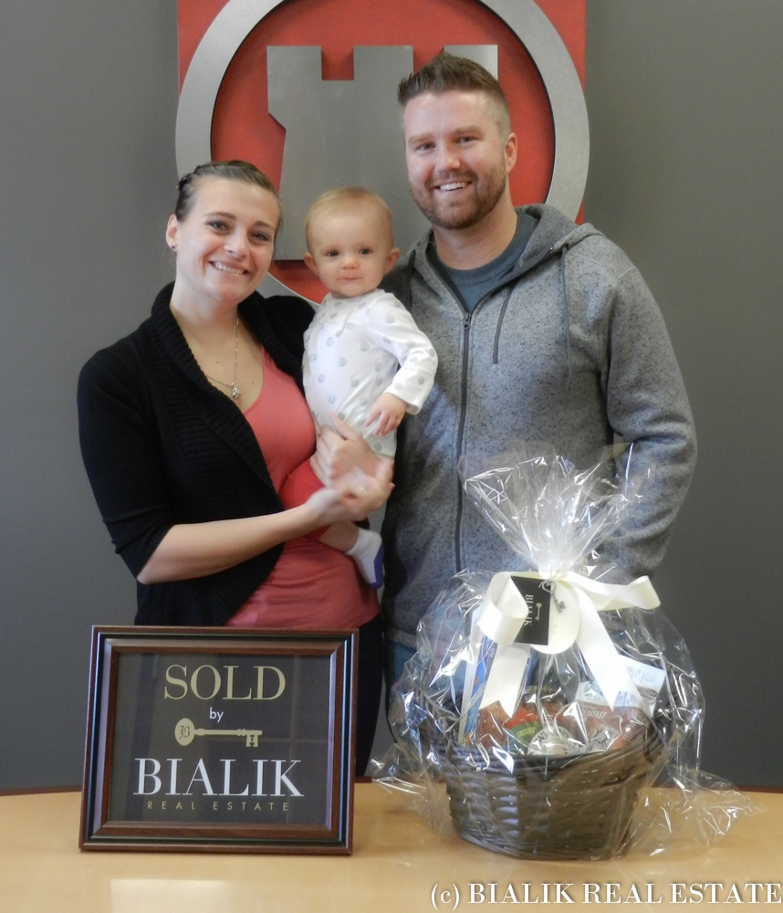 Bruce-Chelsie-Lexi sell their home through Bialik RE-2