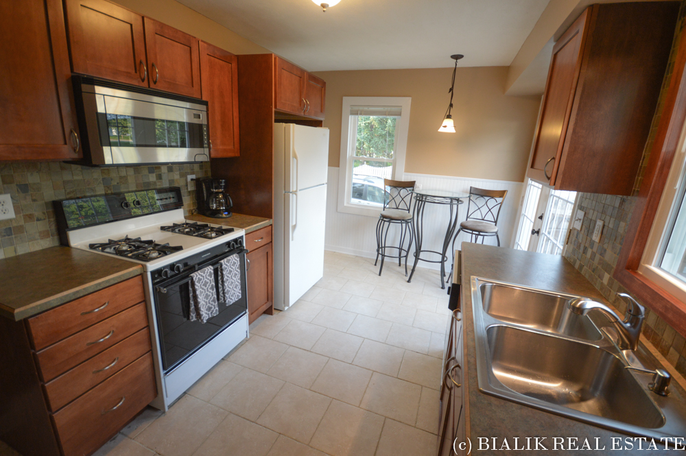 staged kitchen