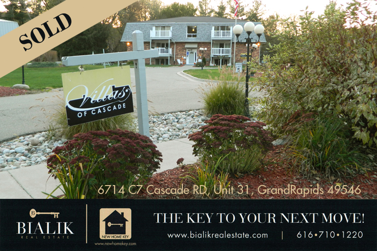 2 bedroom condo in Cascade Sold by Bialik Real Estate